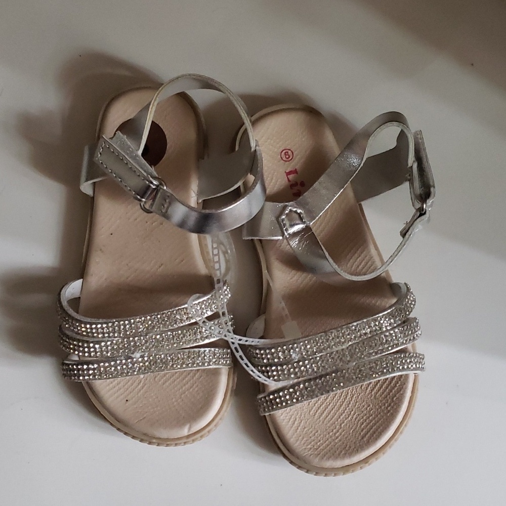 Kids Sandals Bundle - Picture 2 of 6